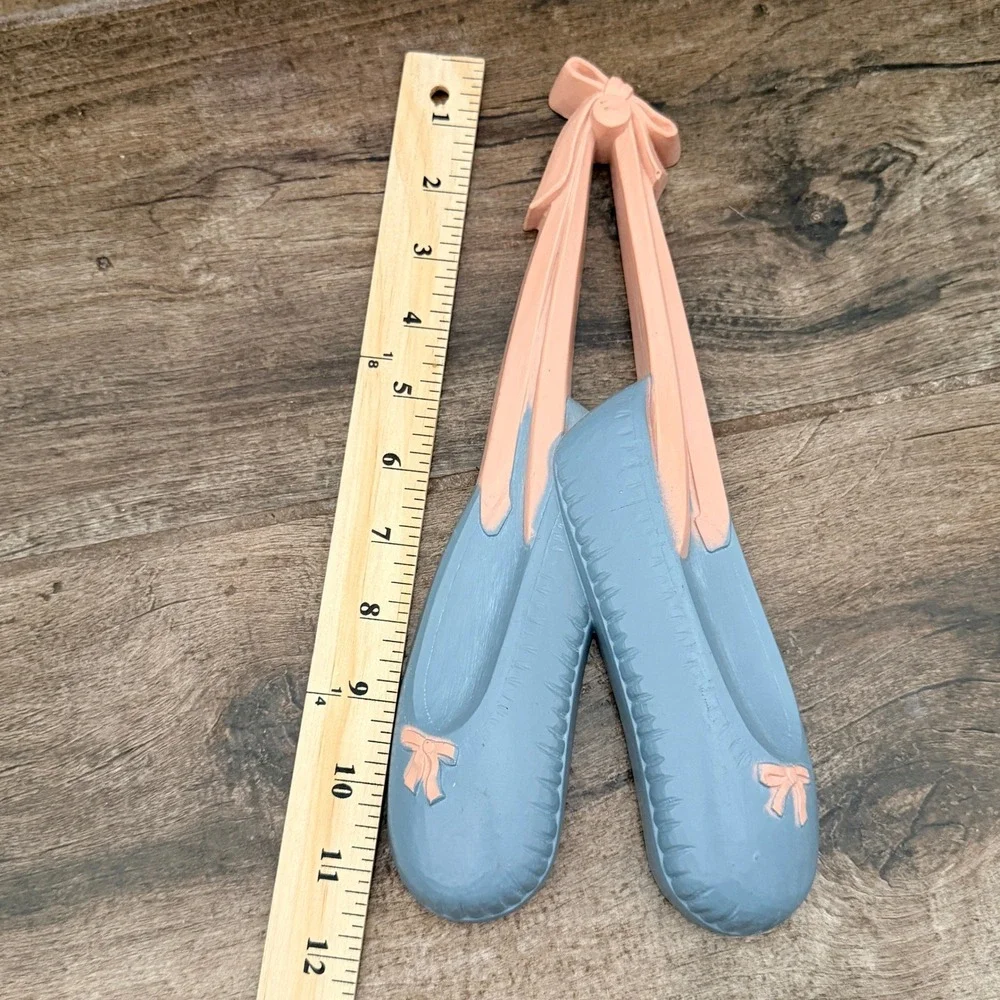 Homco Vintage 1991 Kitschy Ballet Slippers Wall Hanging-Set of 2, Blue Pink, OS